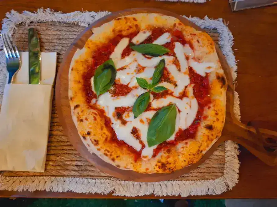 Ciao Napoli pizza photographed by a guest